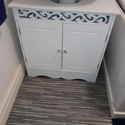 will deliver local for £5.. undersink unit with 2 shelves...over bath shelf...corner unit. used but still all in a good condition