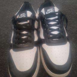 very good condition trainer