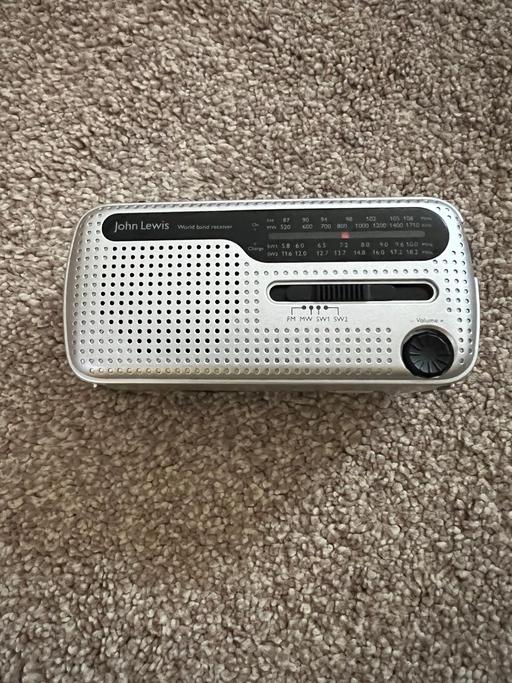 Buy & Sell South West London West Brompton - South West London - Photos for John Lewis Dynamo Wind Up & battery Radio