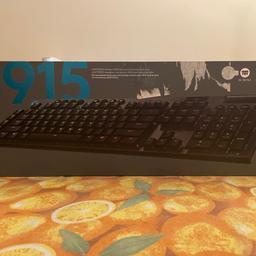 This keyboard is as good as new and complete with all original box