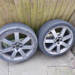 Five 18" Alloy wheels from a Ford Mondeo three have had tyres removed and one alloy is cracked please see photo. Two with tyres but only one is road worthy, still have all 4 centre covers. great refurb project just don't have time. Open to offers.
