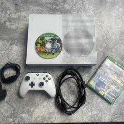 Microsoft Xbox One S 1TB Power Cable + HDMi Microsoft Xbox One S 1TB Power Cable + HDMi Microsoft Xbox One X in really good condition has got power cable and hdmi. Controller is in fully working condition too no stick drift and is all fully functional. Xbox itself is on great condition and has got no problems with it at all.
There is Minecraft and fifa included. Please get in touch if you are interested.