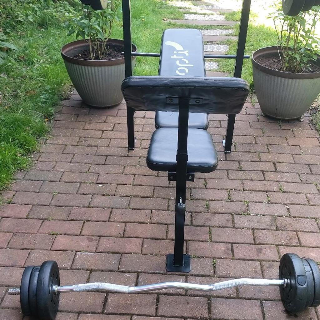 FULLY AJUSTABLE BLACK WEIGHT BENCH + PREACHER CURL + SOLID EZ BAR + 5FT BARBELL+ 1 PAIR DUMBELL HANDLES+ WEIGHTS
2X10KGS
2X5KGS
8X2.5KGS
4X1.25KGS IN TOTAL 55KGS
ALL IN GOOD CONDITION
COLLECTING B73 AREA + LOCAL DELIVERY AVAILABLE.
