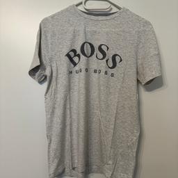 Verkaufe hier ein T-Shirt von Hugo Boss
Farbe: Grau/ Beige
Größe: S
Zustand: sehr gut / neuwertig
Abholung und Versand möglich. Versand zahlt Käufer.
Keine Garantie oder Rücknahme, da Privatverkauf. Bei Fragen, gerne schreiben.
