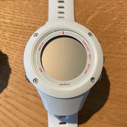 Verkaufe Suunto Ambit3 Run inkl folgendem Zubehör:

1. Ladekabel
2. Herfrequenzgurt

Die Uhr wurde kaum getragen und sieht aus wie neu.

Preis 10€

Die Ware wird unter Ausschluss jeglicher Gewährleistung verkauft.
