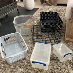Silver basket with wooden handle new
Blk / grey storage box TKMaxx
Grey plastic storage basket
Black / copper handles new TKMaxx basket
2 plastic storage containers with lids

Cost £26

Selling for just £10

Collect BL5