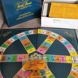 Trivial Pursuit MasterGame Genus Edition - Komplettset 1985
Ein spiel für 2 bis 36 Spieler Ab 15 Jahre
Sehr guten zustand