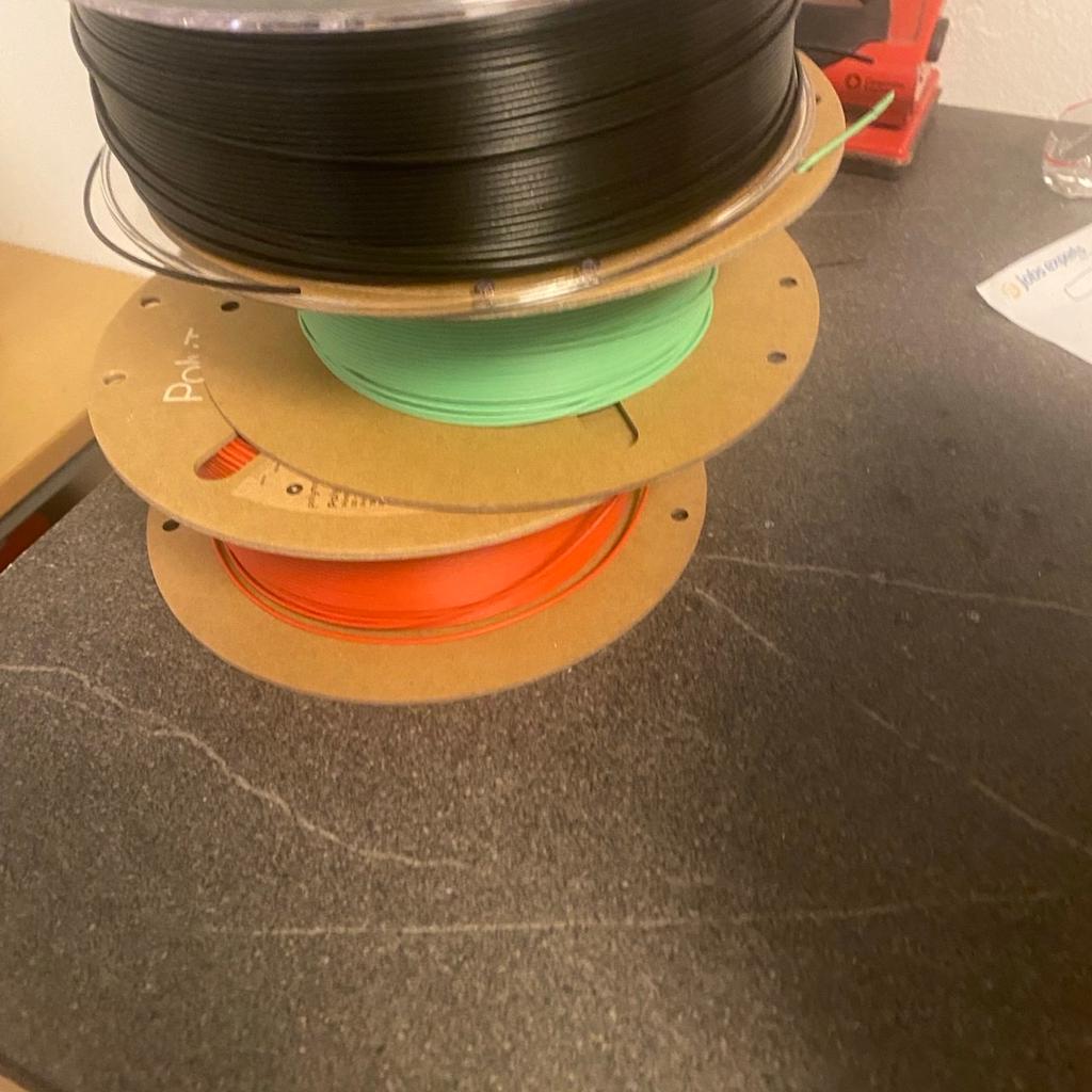 3D Drucker Anycubic Kobra Max mit PEI Platte( Originale Glasplatte auch vorhanden) 7 Rollen Filament und einiges an Zubehör und Ersatzteile.
