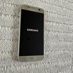 Samsung Galaxy S7 Silber, leichte Gebrauchsspuren (siehe Bilder),
32GB, zurückgesetzt