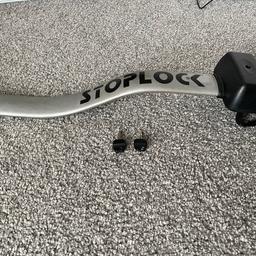 Stoplock Pro in good working order. It is a good solid lock but I’m unable to fit it to my new car. I used it on my old car and it was ok but I couldn’t fit it to my new one and when I checked on the Stoplock website it lists cars and mine needs to have the Stoplock Pro Elite which is £62!! (It just has more of a deeper curve than the Pro for cars with  bigger airbags) It comes with both keys! Sure these are about £45 new!