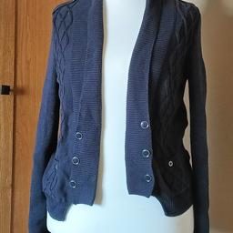 Lovely cardigan size 14 brand Tu in good pre-owned condition
Will be better fit on you as my mannequin is a big girl lol only done so you can see style better
Selling other items please check them out
Collection only B33