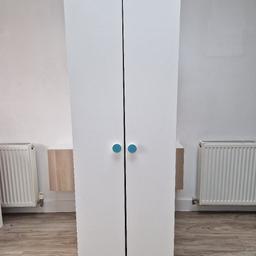 Ikea wardrobe 

Currently retails for £99

Has some damage to the inside bottom right corner and a couple of external scratches.

The wardrobe is clean and still in good condition aswell as being solid and sturdy.

The price reflects the flaws I've mentioned.

Won't accept less - already a bargain

Collection only - Stonnall