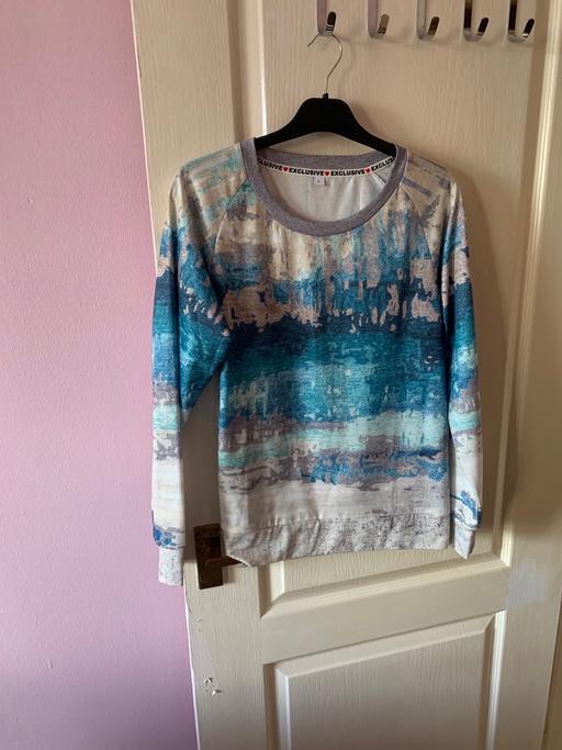 Buy & Sell East Sussex Brighton - Photos for Ladies top