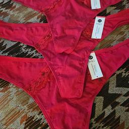 3  Marks n spencers thongs all new n tagged size 16/18. Bought as a gift for a friend found out they don't wear thongs anymore. Theses are half marked price, so no offers!! Pet n smoke-free. home. collection ip3 or posting at your cost.