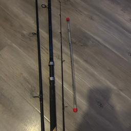 Hi I’m selling this fishing rod comes with 2 tips collection only thanks