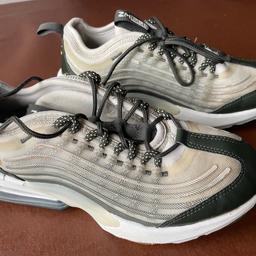 Nike Air ZM950 size 4.5
Collection only