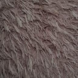 pink crushed velvet rug no children and no animals so is immaculate 150x80 speckled with silver glitter