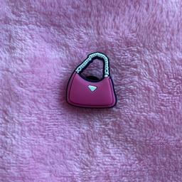 Pink handbag Croc charm
super cute croc charm!


Jibbitz croc charms pink cute accessory shoes accessories fun handbag pink purse
