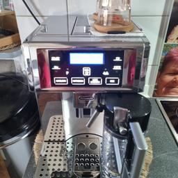 delonghi kaffeevollautomat zuverkaufen die Maschine befindet sich in einem top Zustand und funktioniert einwandfrei für 350,Euro vb neu preis liegt bei 799,Euro nur selbstabholler kein Versand abzuholen wäre sie in corweiler Nord keine Garantie oder Gewährleistung da privat Verkauf