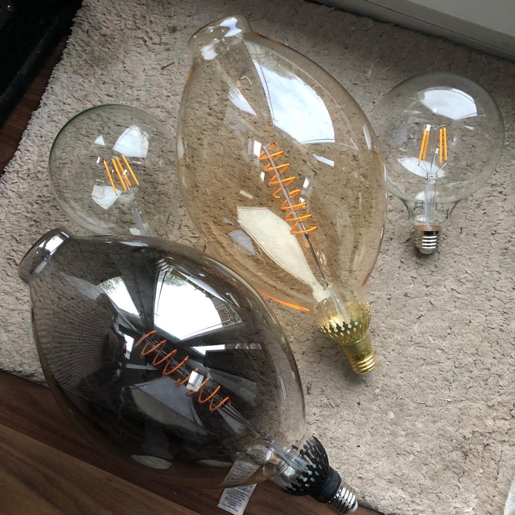 4 led bulbs as shown in the images. Did get them for new lighting in the kitchen and hallway but no longer needed. E27 fitting on all bulbs. Can be used in lamps or lights themselves. Collection from B16 0BD. From a pet and smoke free house. Thanks