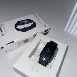 Huawei Smartwatch Ultra flaches Design.
2 Wochen Akkulaufzeit 
Gesundheits & Fitnesstracker
Kompatibel mit Android und IOS