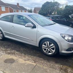 Vauxhall Astra 1.4 petrol ,manual ,96000 mot til end of jan 2025, good runner and never let me down. Some cosmetic scuffs as expected for car of its age, ideal first car