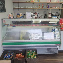 We have a open refrigerator for cafes and takeaway for sale, collection only, Cash Only £1000 can negotiate.

Has been recently serviced 