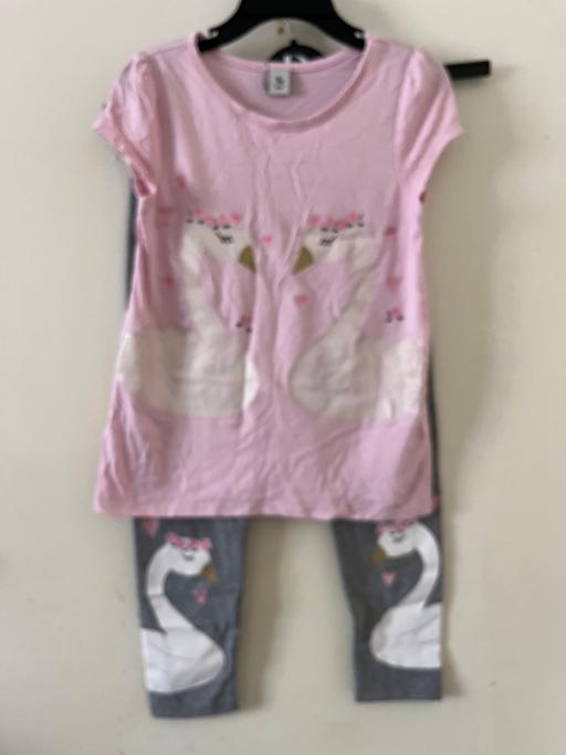 Buy & Sell South West London Norbury - South West London - Photos for Beautiful girls TU set size 4-5 years