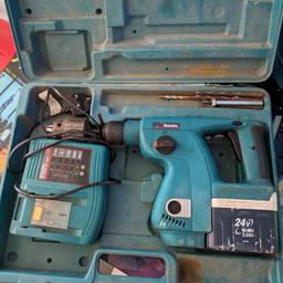 2 Makita drills for sale no longer used . both in good working order and both charges well . battery charger included . pick up only .