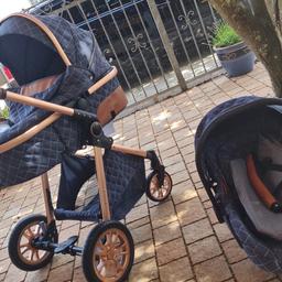 Hallo verkaufe Kinderwagen komplett set zum abholen bestehend aus babywanne was gleichzeitig auch zum sportsitz gemacht wird und maxi cosi 