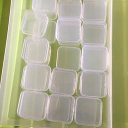 A4 plastic storage box with 30 small storage boxes
Small boxes approx 55 x 55 x 20 mm
A4 box used good condition
Small boxes are new- bit stiff to open
Collection only from Cheslyn Hay Ws6