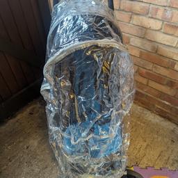 Pushchair raincover which will fit multiple strollers/pushchairs/prams, has zip across for easier access if required. Good condition. Collection only £4