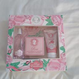 Jeanne En Provence Rose gift set contains

Eau de parfum 60ml
soap 100g
hand cream 75ml

New excellent condition buyer collect