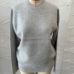 Wunderschöner Herren-Pullover der Marke Massimo Dutti in Exklusiver Woll,qualität und Größe M.