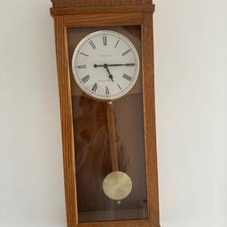 Wood wall clock. In very good condition. Item specification is listed in picture above