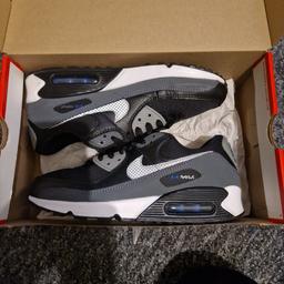 nike airmax 90 as new, only worn a few times ..Excellent condition