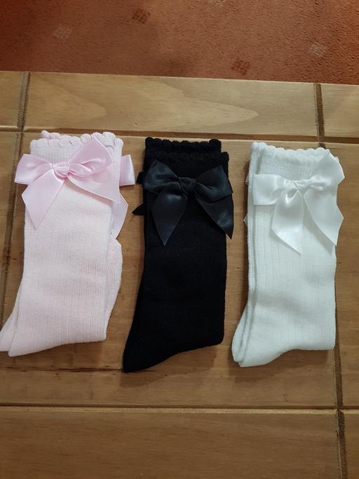 Buy & Sell Lancashire Blackpool - Photos for Babies long bow socks x 3 age 6-12 mths