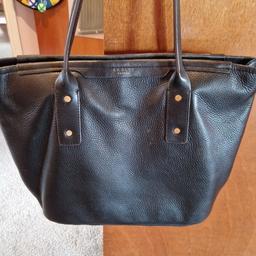 Radley handbag in excellent condition 

Collection only I can't deliver or post