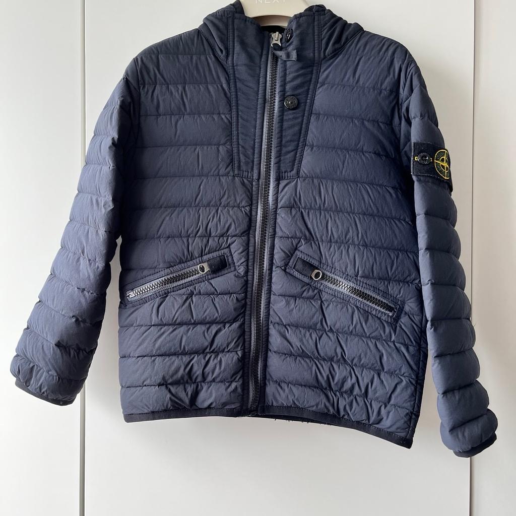 Boys Stone Island jacket
Age 5 years
Good condition some bobbling on fabric
Really nice coat!