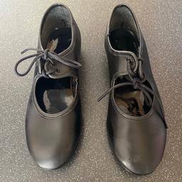 Black Tap Shoes
Size 13
Collection from Sedgley