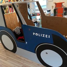 Verkaufen ein selbst gemachtes Kinderbett in  Polizeitraktor Form!