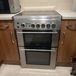 Gas cooker good working order.
