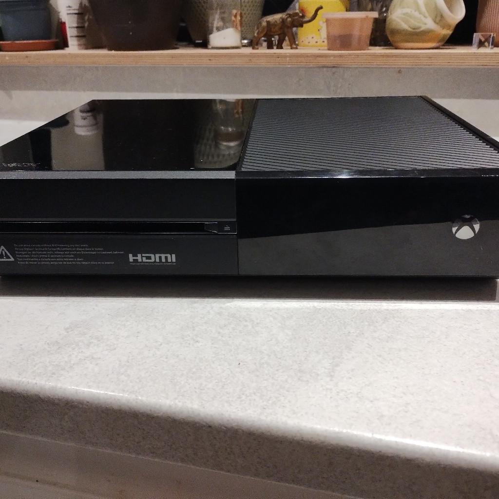 Xbox One - Console only. Tested and working.
Recently cleaned and serviced, new thermal paste etc.
Can be shown working before purchase.
Local delivery possible for a small charge.
