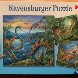 Dino Puzzle mit kleinen Poster zum aufhängen