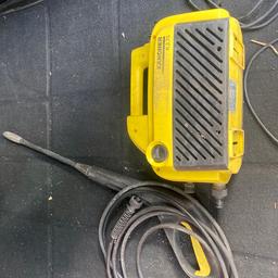 Karcher k2.75 with nearly new hose 
Fully working condition
Can be seen working