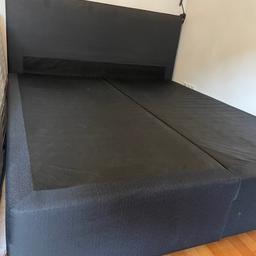 Wir verkaufen unser Boxspringbett wegen Neuanschaffung.

Wichtig: wir verkaufen das Bett ohne Matratzen!!!

Bei Aufpreis können wir das Bett auch Liefern, da wir einen Anhänger haben.

Das Bett kann gerne Besichtigt werden.