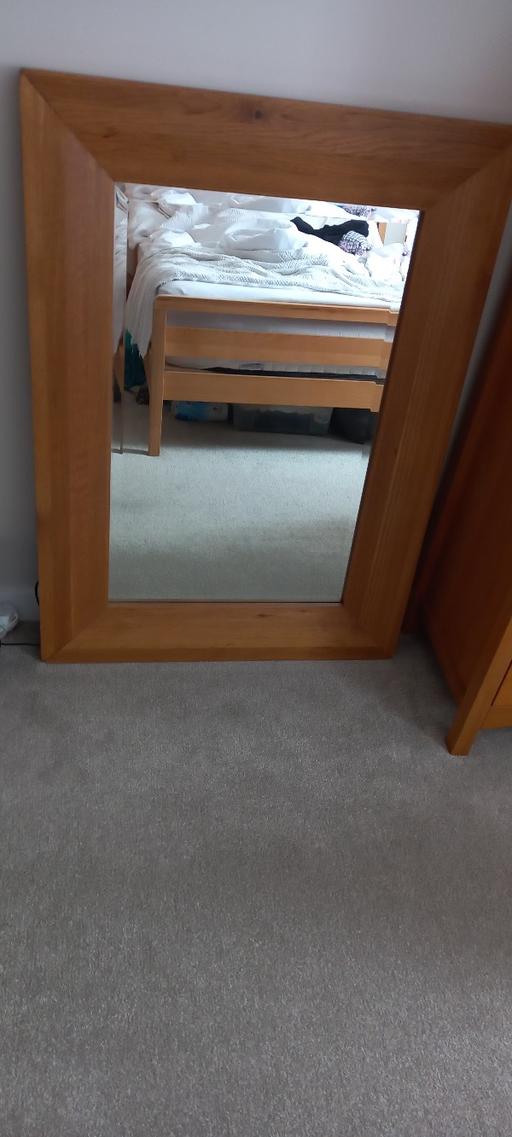 Buy & Sell Hertfordshire Broxbourne - Photos for Solid Oak Heavy Beautiful Mirror