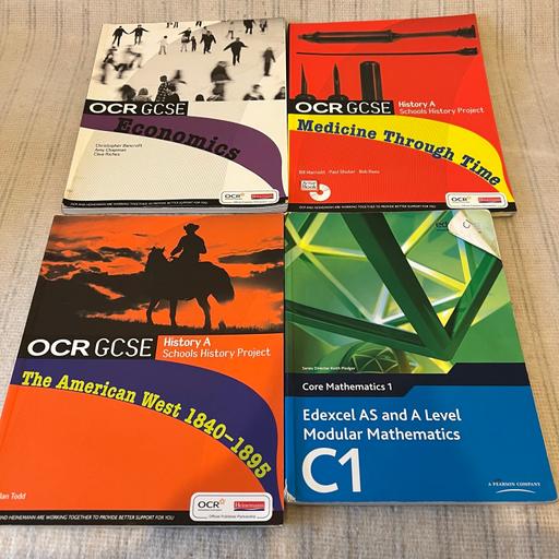 Buy & Sell West London Yeading - West London - Photos for 4 x AQA Edexcel History Maths Economics Books