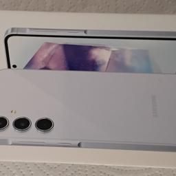 Neues, Originalverpacktes  Galaxy A55 5G 
Farbe = iceblue
Alles wie Fotos!!
Versand gegen Porto nach Wunsch möglich !!
Brief 2,75€ =  Päckchen 4€ = Paket 7€