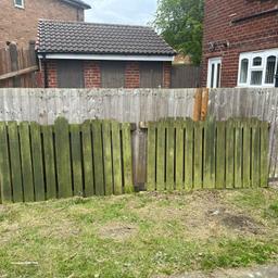 4 foot picket fencing. solid fencing just needs a paint 5 available 10 pound each